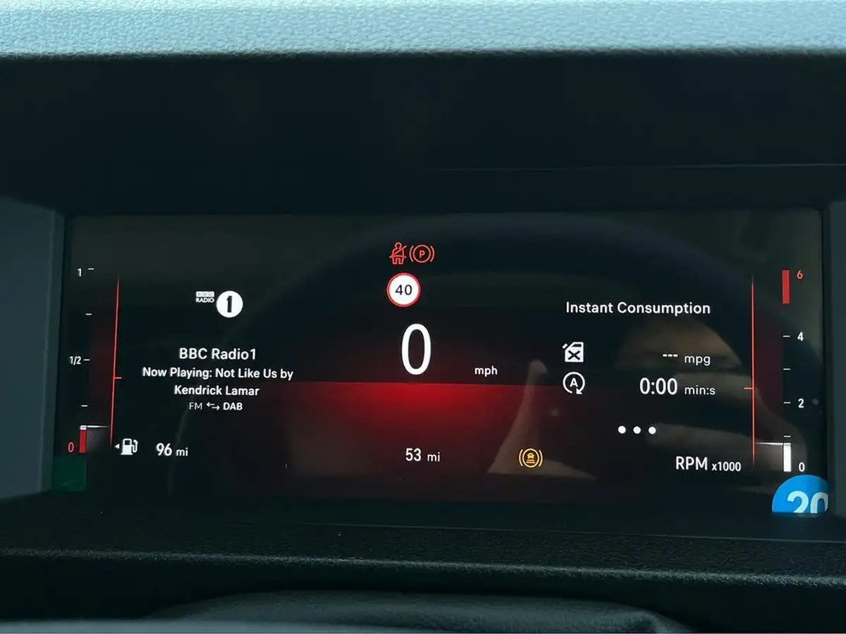 2025-vauxhall-vivaro-15td-prime-big-20