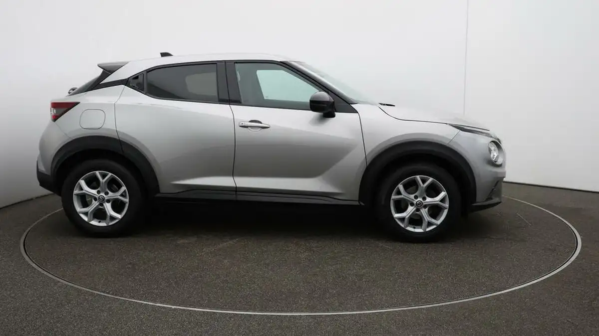 2021-nissan-juke-10-dig-t-n-connecta-dct-big-40