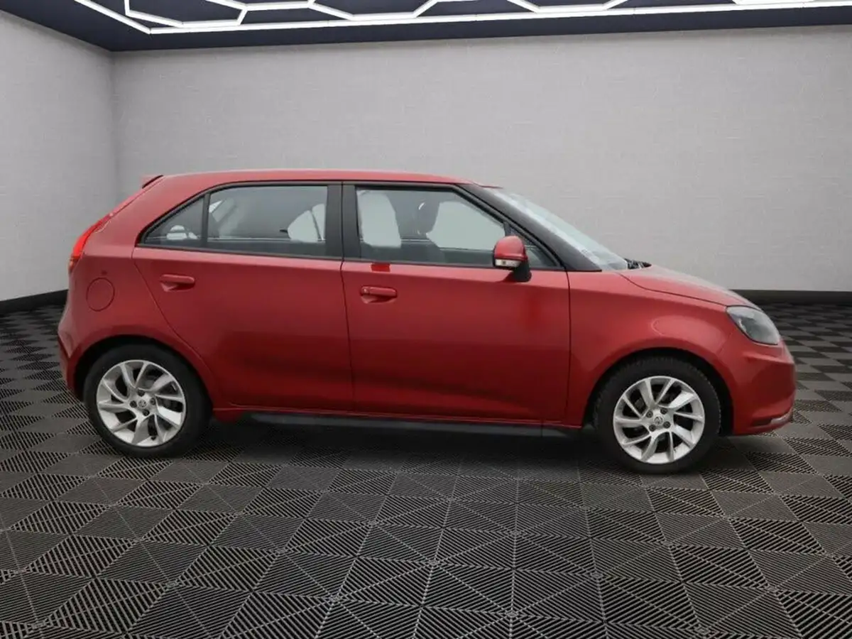 2018-mg-mg3-15-vti-tech-3form-sport-big-6