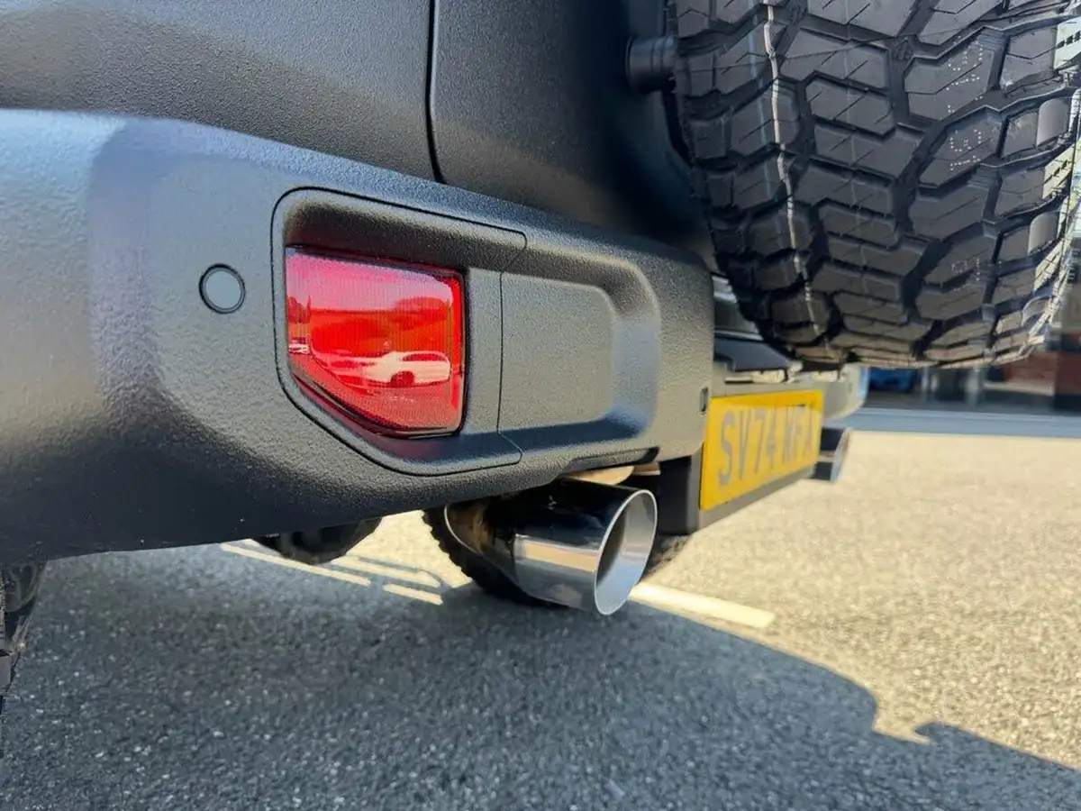 2024-jeep-wrangler-20-gme-sahara-big-28