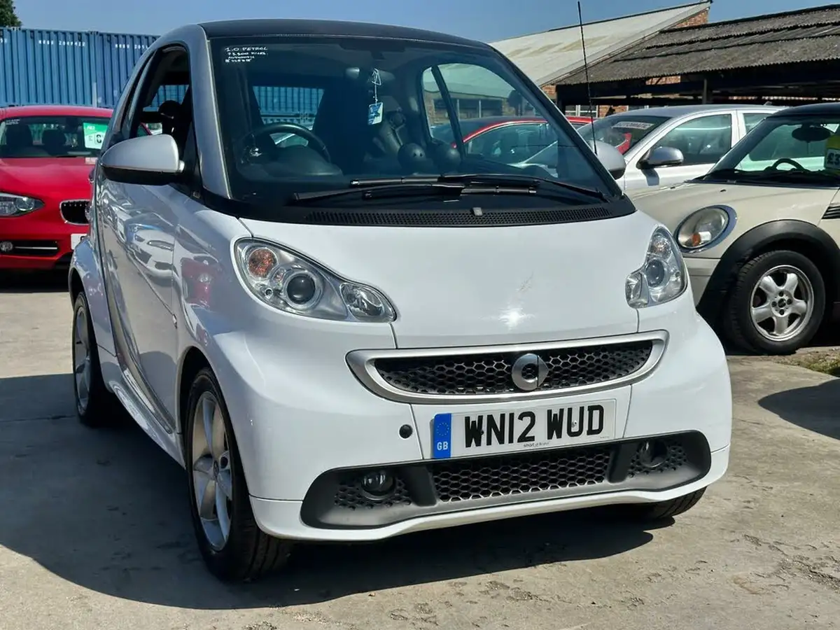 2012-smart-fortwo-10-pulse-71bhp-coupe-softouch-big-0