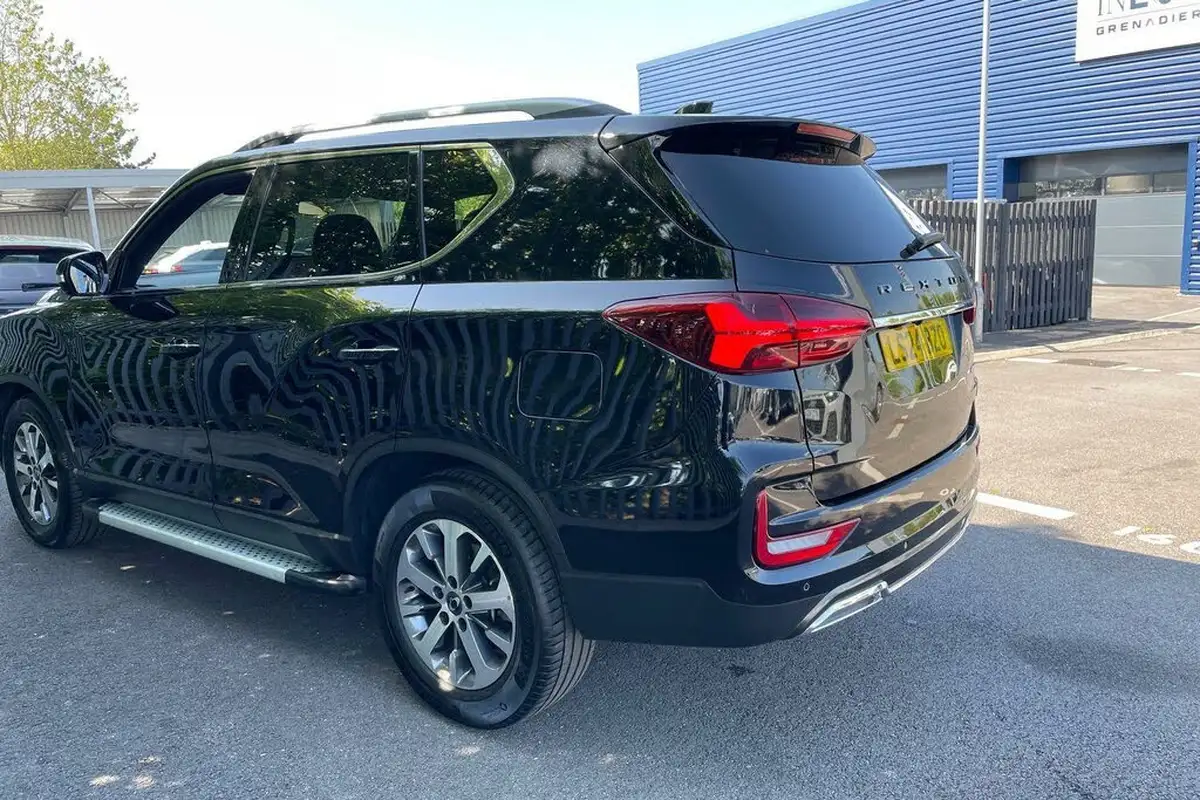 2024-kgm-ssangyong-rexton-22td-k30-big-16