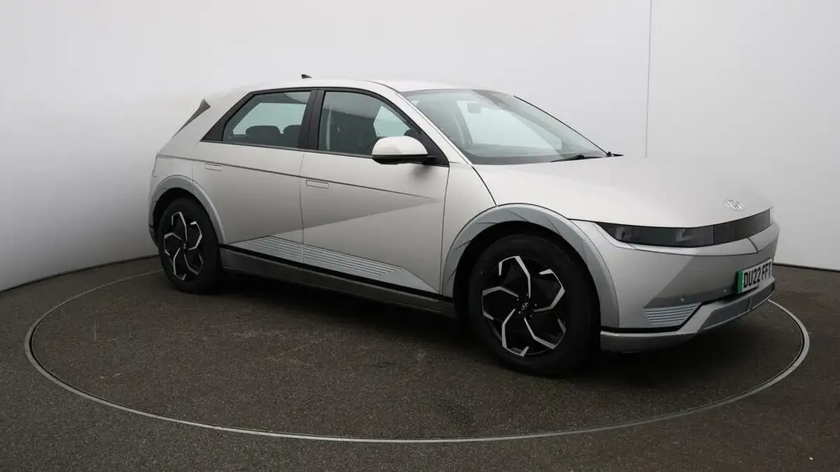 2022-hyundai-ioniq-5-e-premium-217ps-73kwh-rwd-big-35