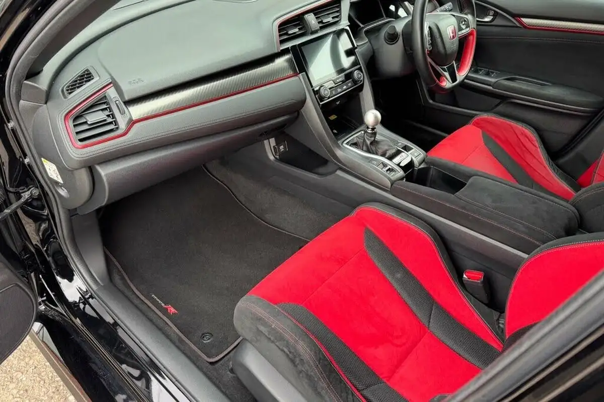 2019-honda-civic-20-i-vtec-type-r-gt-big-29