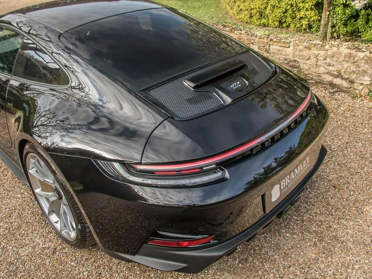 2023-porsche-911-40-gt3-touring-package-pdk-big-12