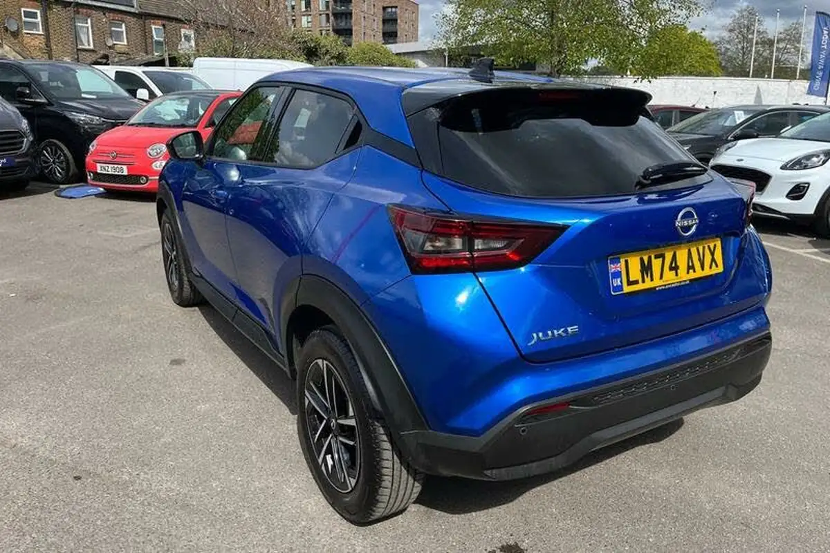 2024-nissan-juke-10-dig-t-n-connecta-big-32