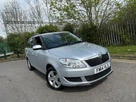 2014-skoda-fabia-12-se-105ps-estate-1197cc-dsg-small-3