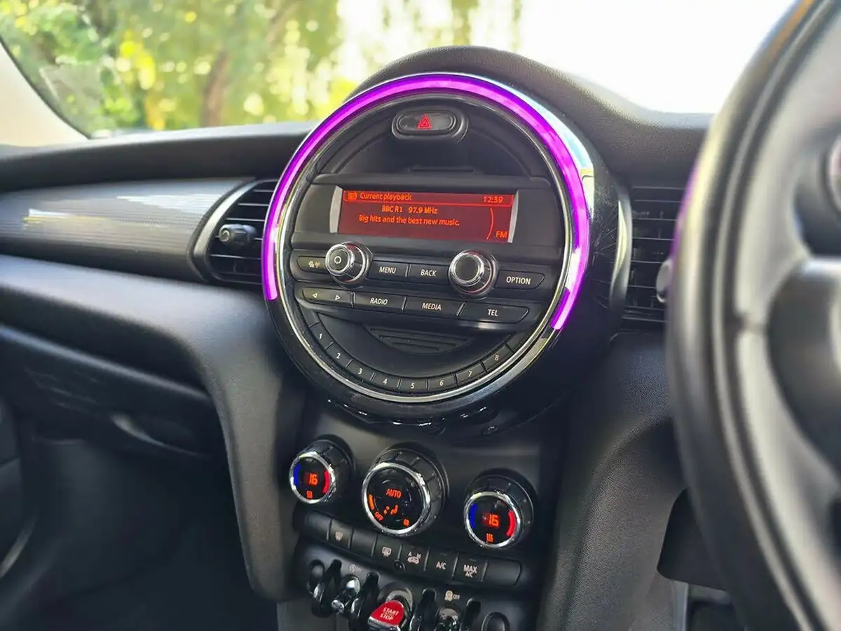 2014-mini-cooper-15td-one-d-98bhp-media-xlss-3d-big-5