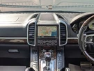 2016-porsche-cayenne-30-s-e-hybrid-small-37