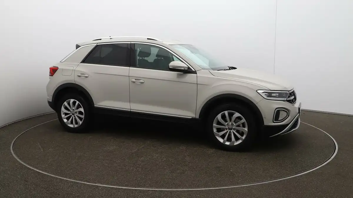 2023-volkswagen-t-roc-15-tsi-style-hatchback-5d-big-40