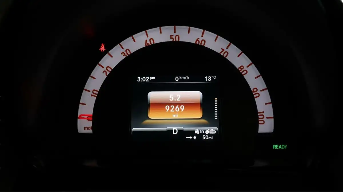 2018-smart-fortwo-e-prime-premium-plus-coupe-big-9