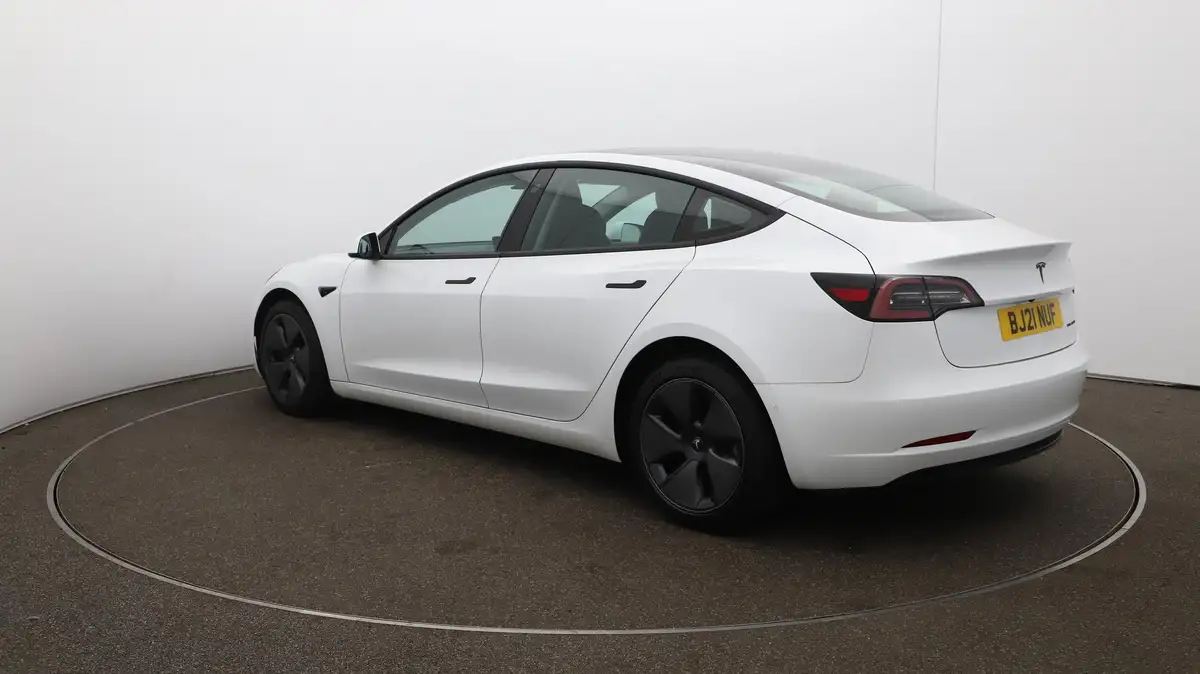 2021-tesla-model-3-e-long-range-4x4-big-56