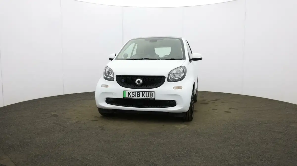 2018-smart-fortwo-e-prime-premium-plus-coupe-big-30