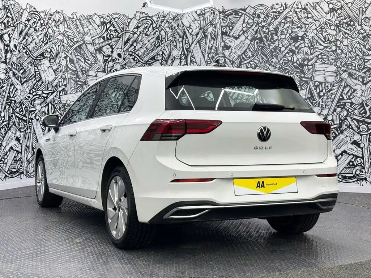 2020-volkswagen-golf-15-tsi-style-150ps-hatchback-big-5