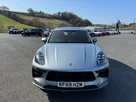 2019-porsche-macan-29-v6-turbo-small-1