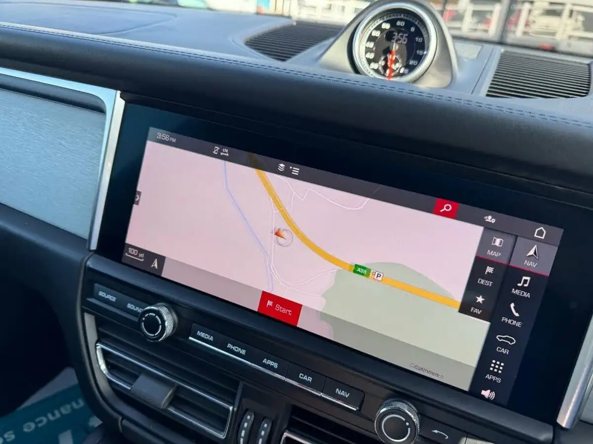 2019-porsche-macan-29-v6-turbo-big-35