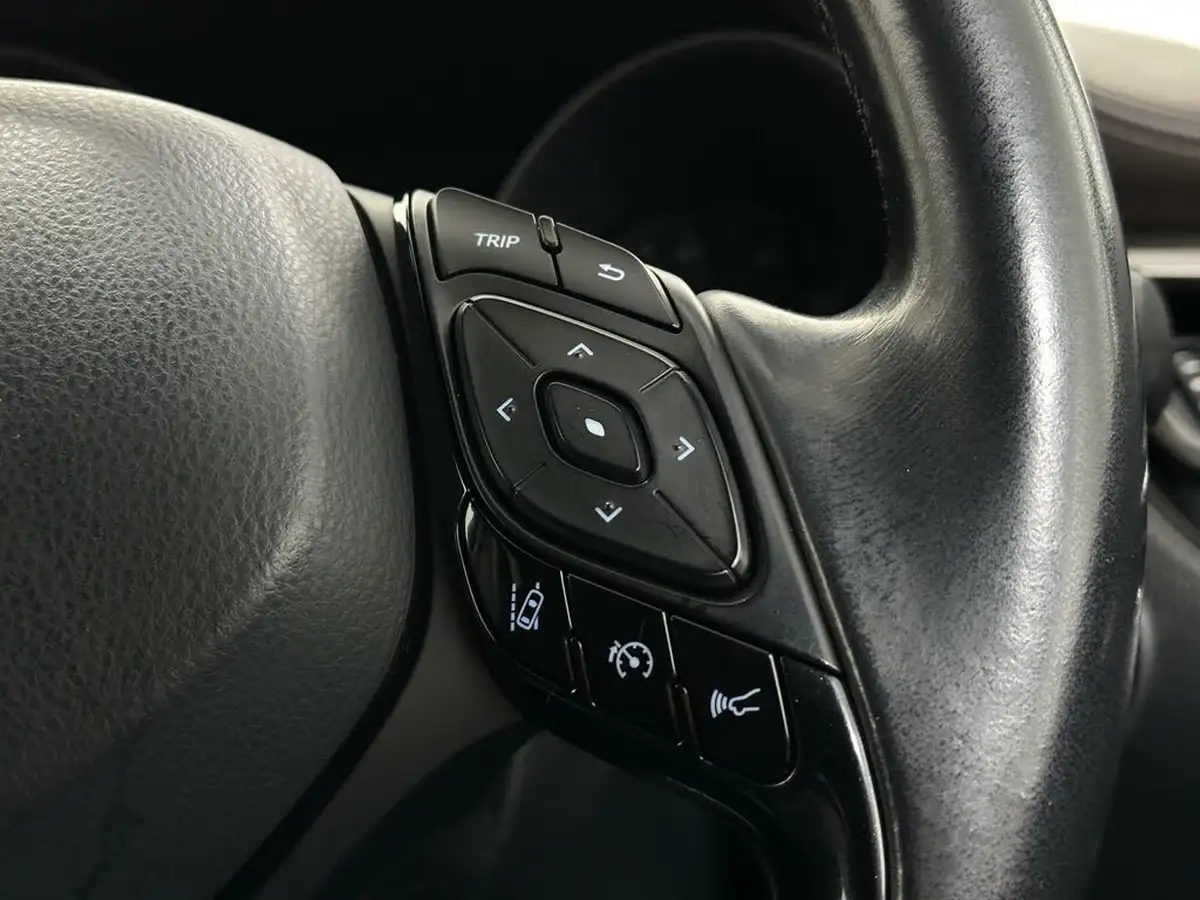 2018-toyota-c-hr-18-vvt-i-excel-big-13