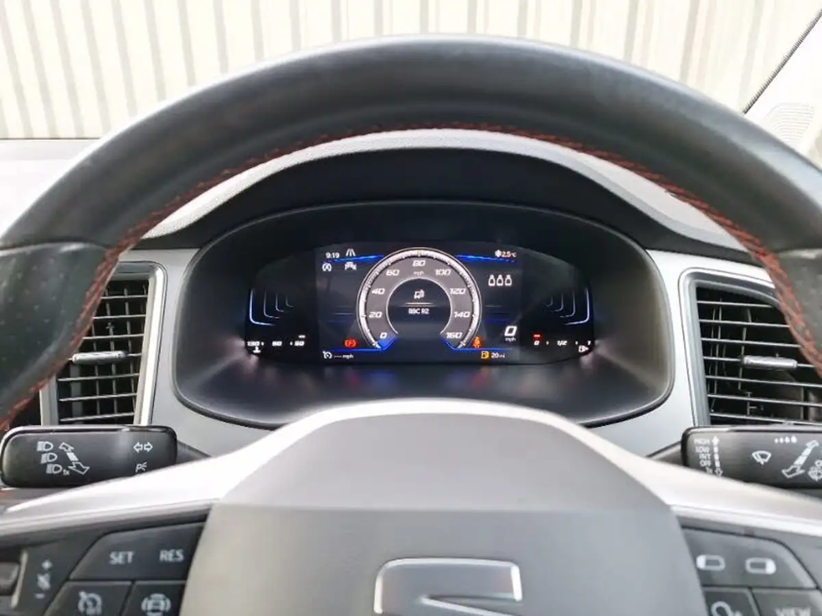 2023-seat-ateca-15-ecotsi-fr-big-10