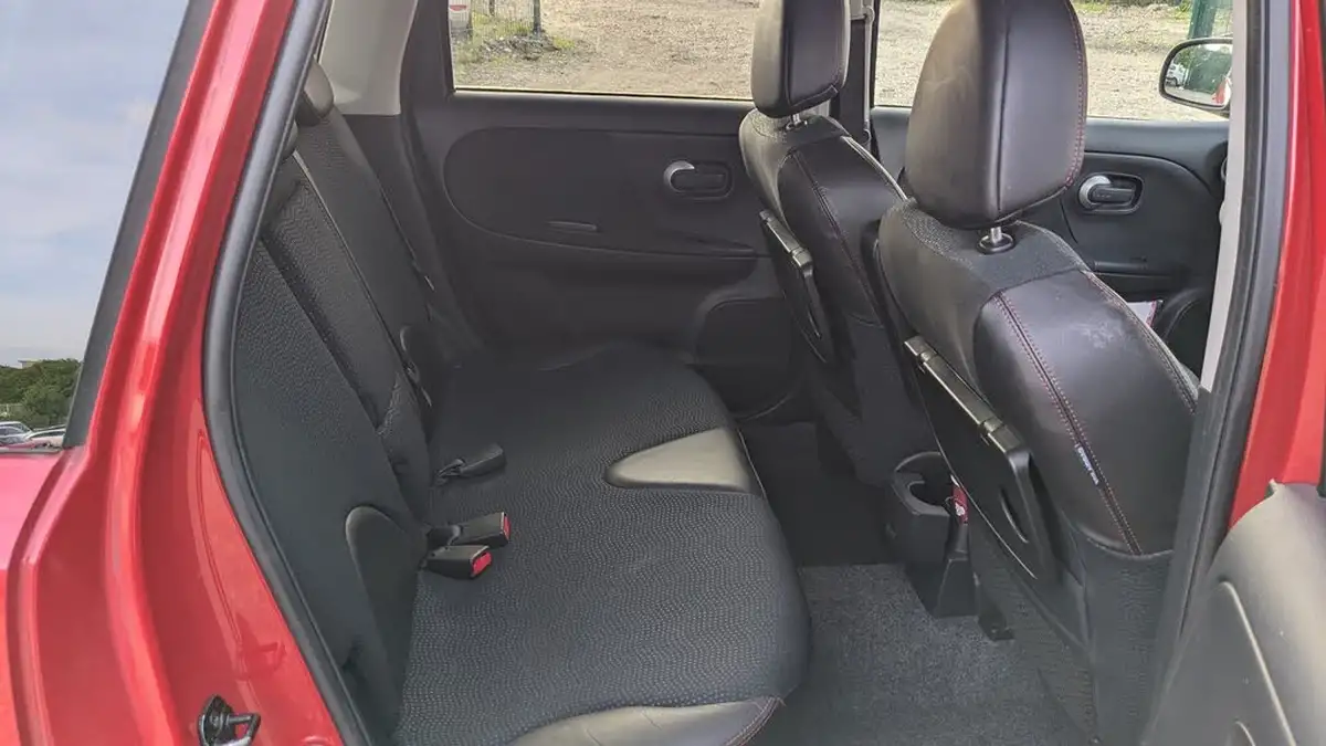 2009-nissan-note-16-tekna-auto-big-9