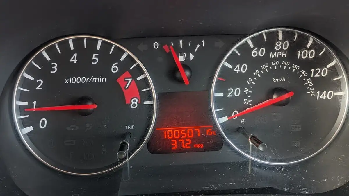 2009-nissan-note-16-tekna-auto-big-13