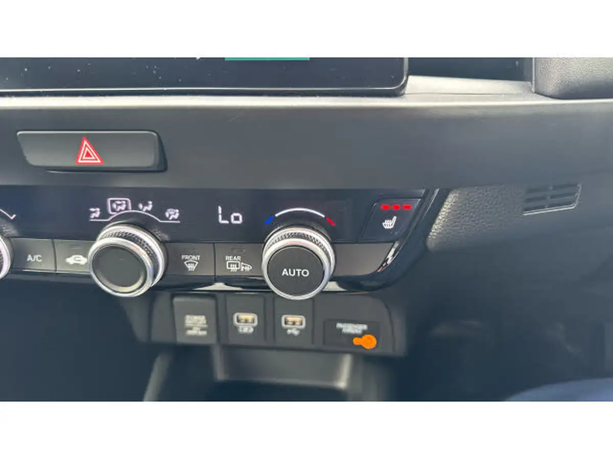 2021-honda-jazz-15-i-mmd-ex-107ps-big-24