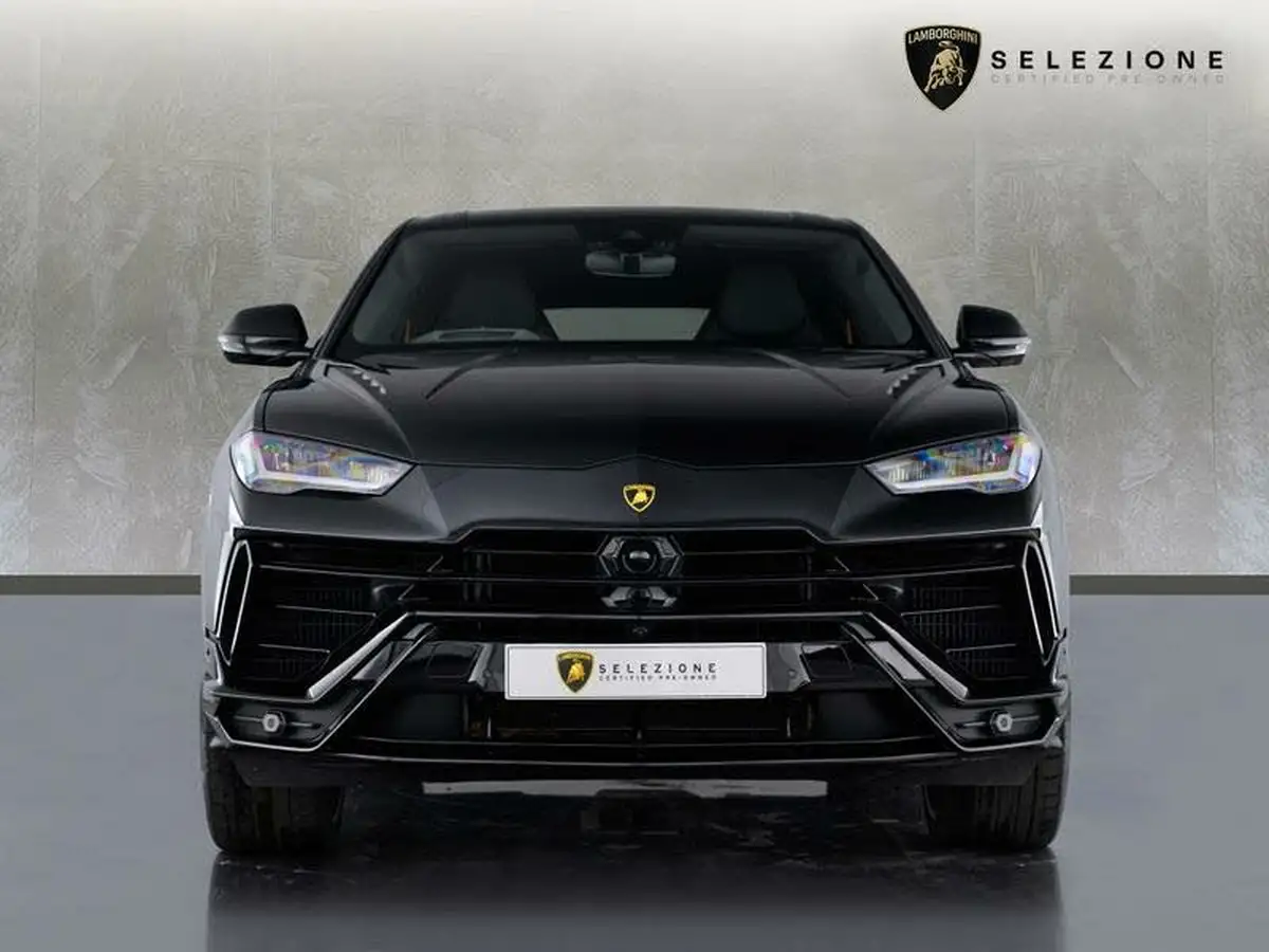 2023-lamborghini-urus-40-no-trim-big-4