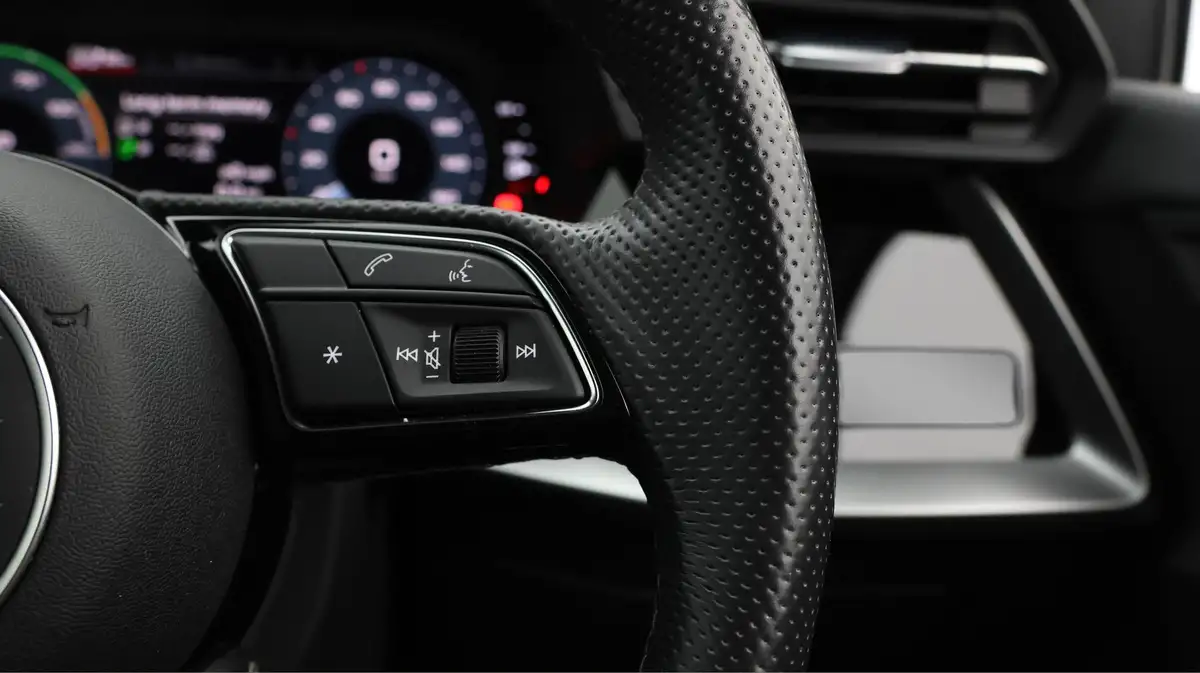 2021-audi-a3-14-40-tfsi-e-s-line-big-21