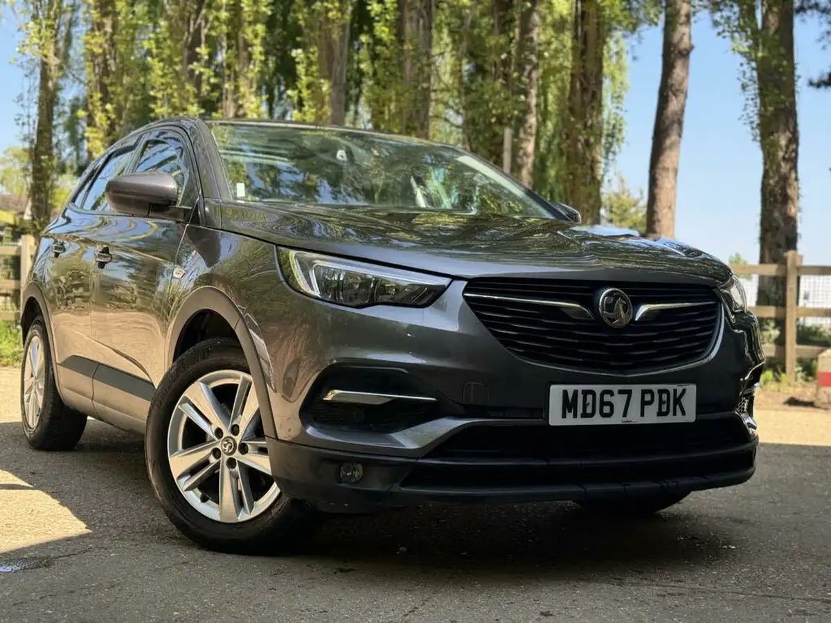 2018-vauxhall-grandland-x-12-se-132ps-big-8