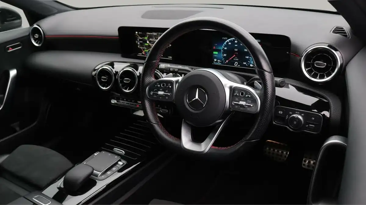 2021-mercedes-benz-a-class-13-a250e-amg-line-hatchback-5d-big-9