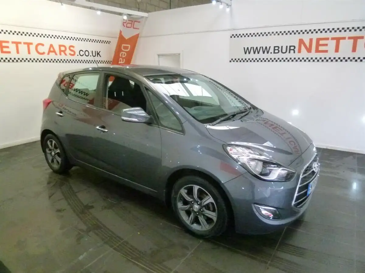2015-hyundai-ix20-16-se-big-10