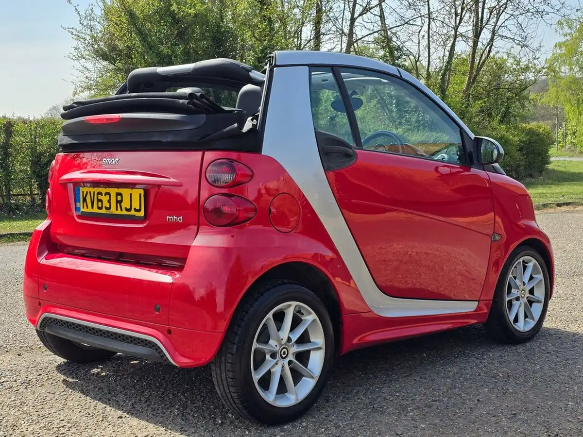 2013-smart-fortwo-10-passion-71bhp-cabriolet-big-2