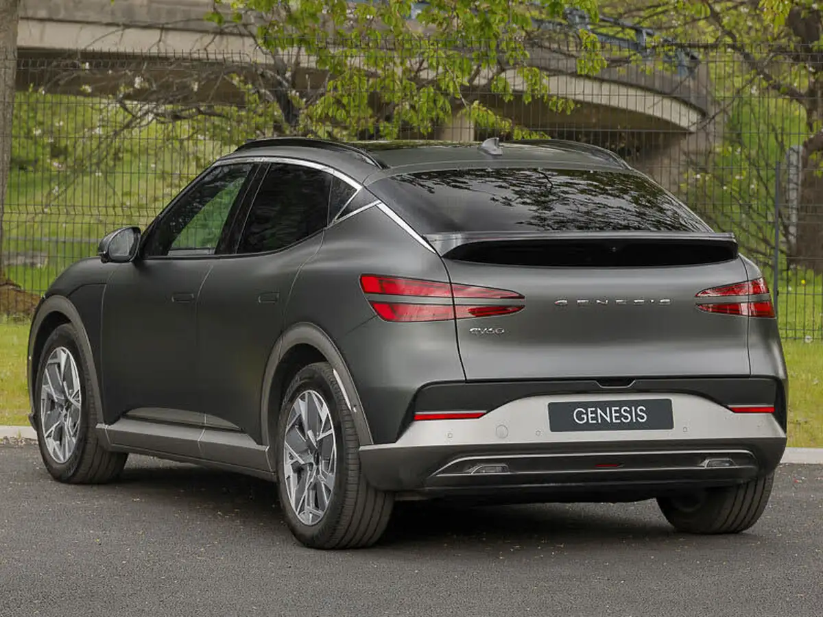 2024-genesis-gv60-e-premium-229ps-big-1