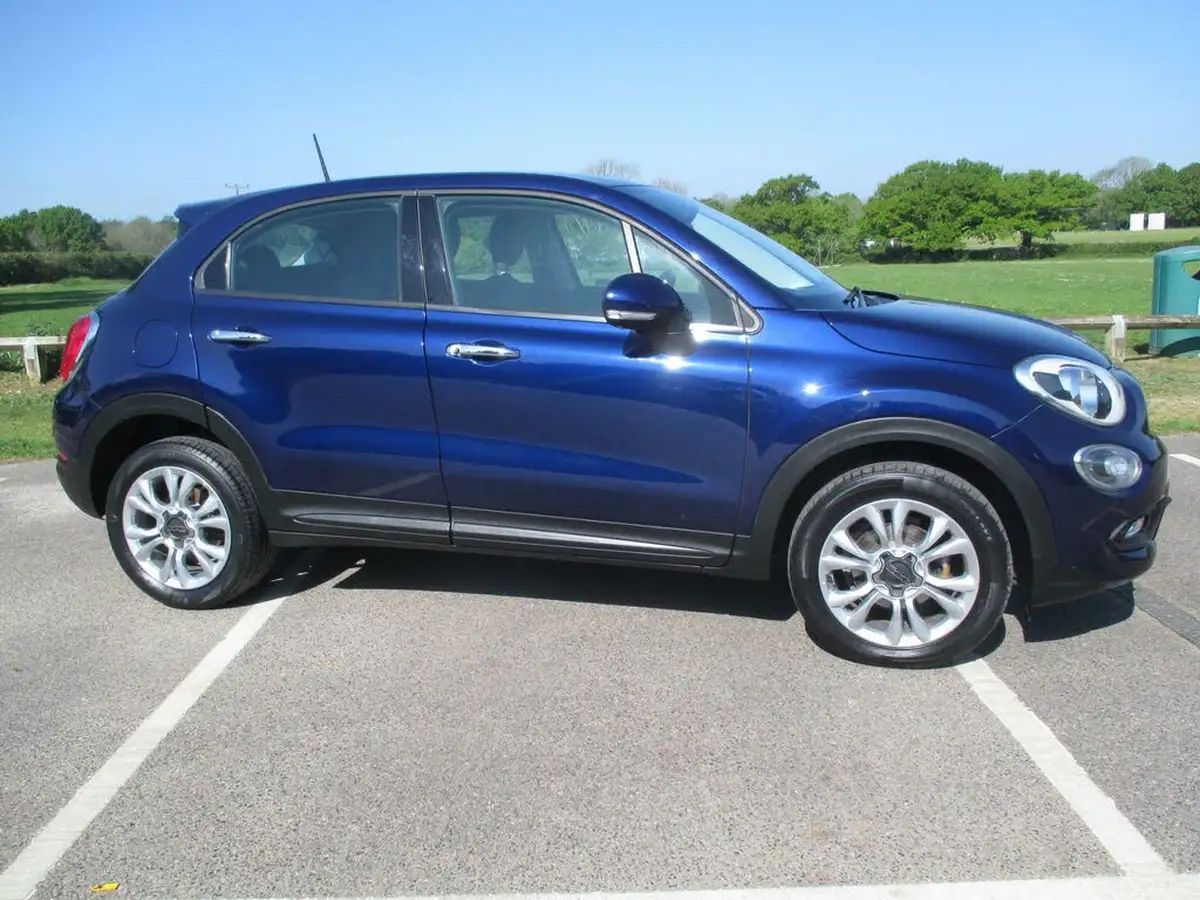 2015-fiat-500x-14-pop-star-opening-edition-big-2