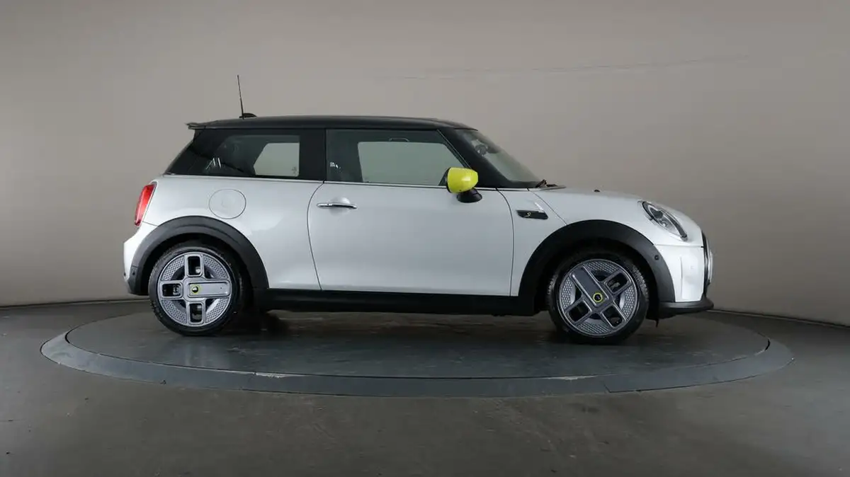 2021-mini-cooper-e-cooper-s-3-big-7