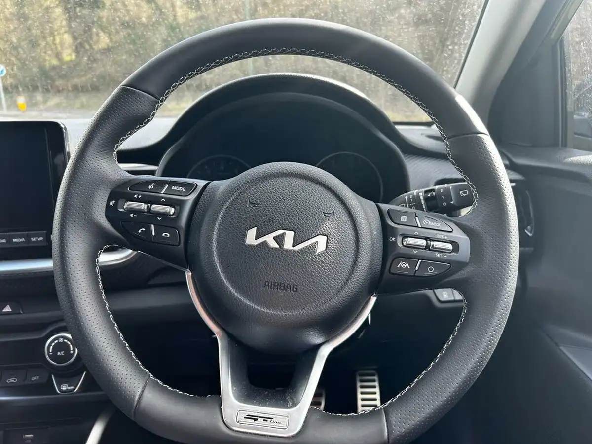 2024-kia-stonic-10-t-gdi-gt-line-98bhp-dct-big-13
