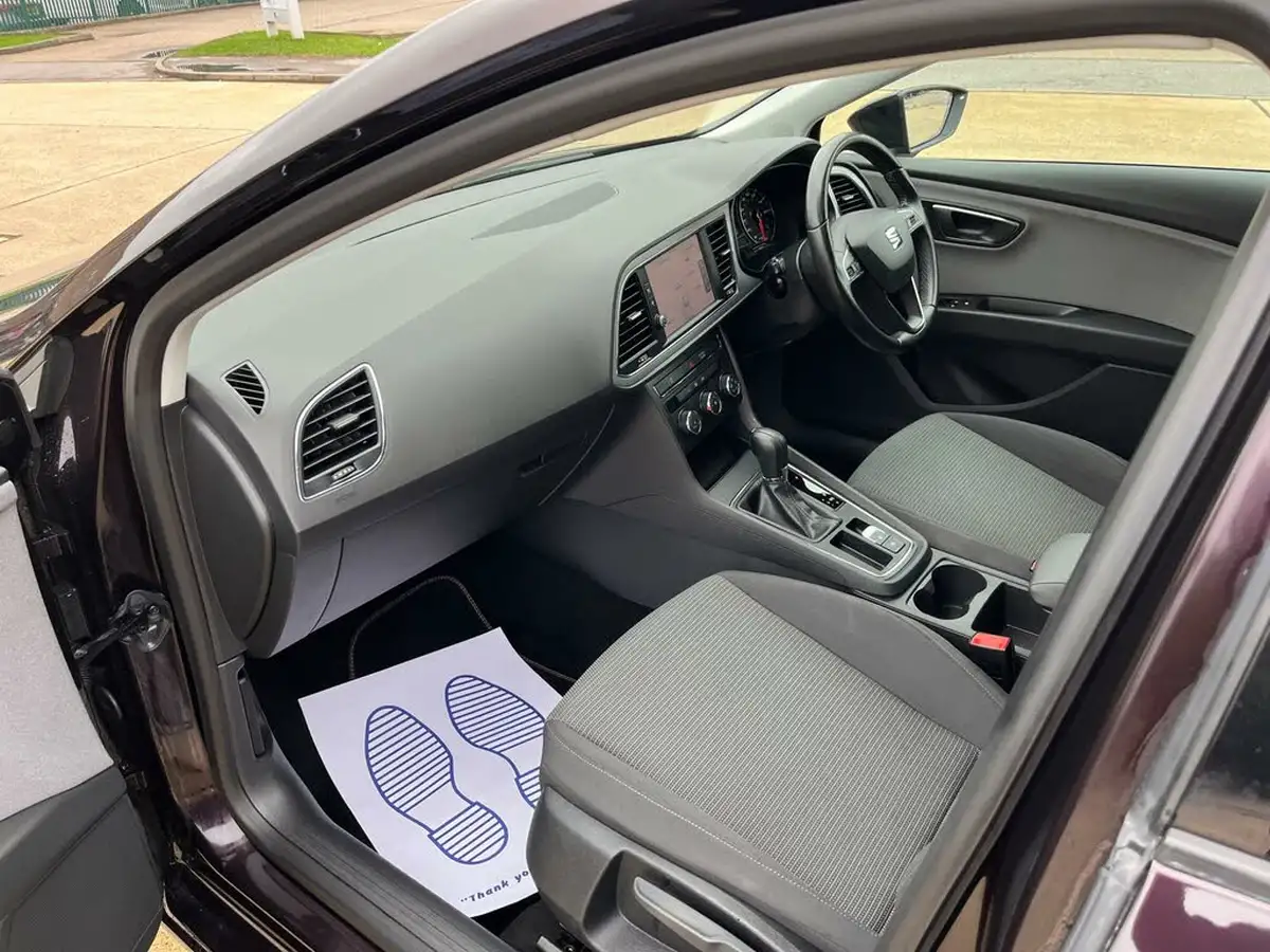 2017-seat-leon-16tdi-se-dynamic-technology-hatchback-dsg-big-19