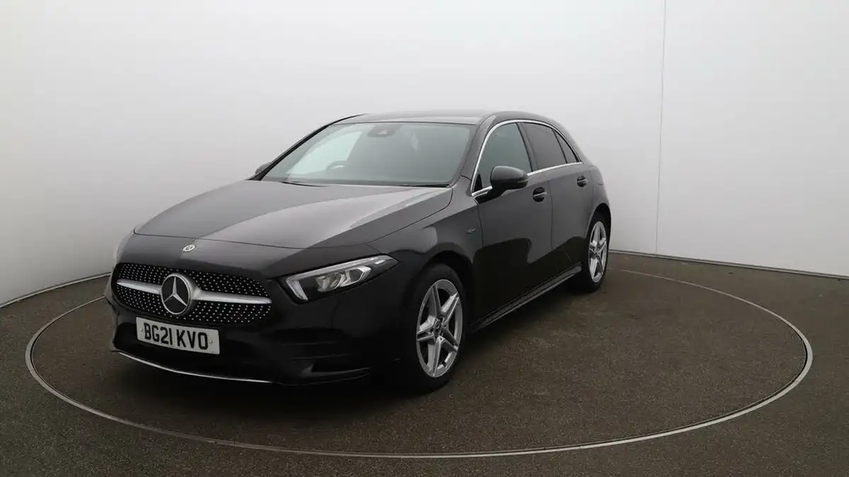 2021-mercedes-benz-a-class-13-a250e-amg-line-hatchback-5d-big-30