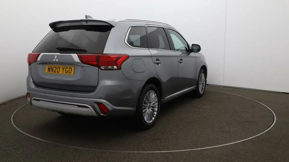 2020-mitsubishi-outlander-24-exceed-phev-big-45