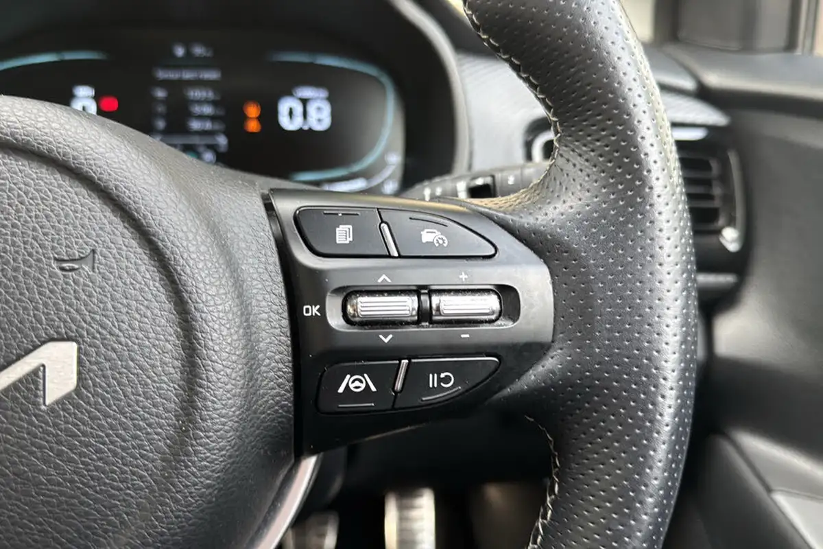 2024-kia-stonic-10-t-gdi-gt-line-s-98bhp-big-16