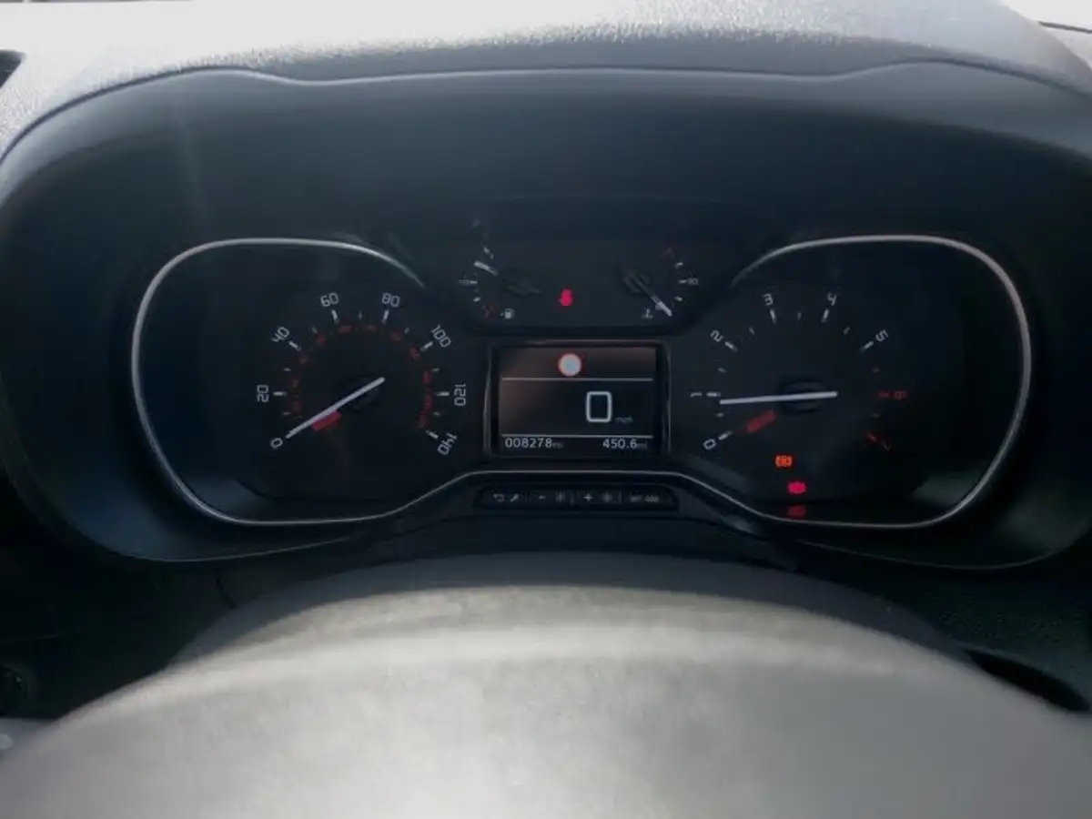 2021-citroen-berlingo-15bluehdi-feel-m-size-100ps-big-11