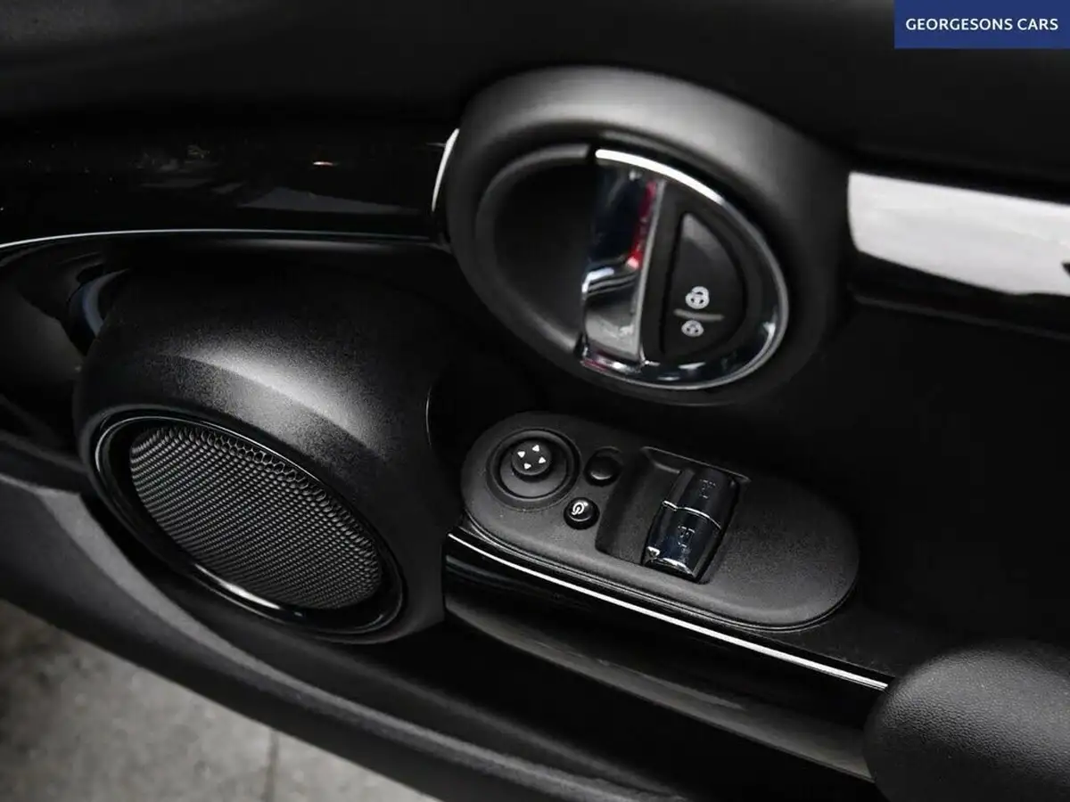 2022-mini-cooper-15-cooper-classic-premium-plus-hatchback-3d-auto-big-21