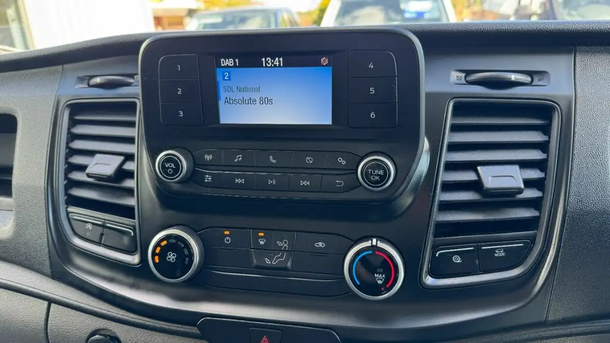 2022-ford-transit-big-29