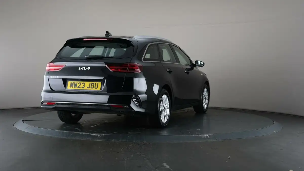 2023-kia-ceed-15-t-gdi-2-158bhp-sportswagon-big-61