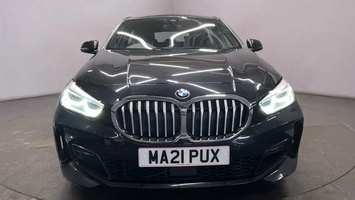 2021-bmw-1-series-20td-118d-m-sport-lcp-big-9
