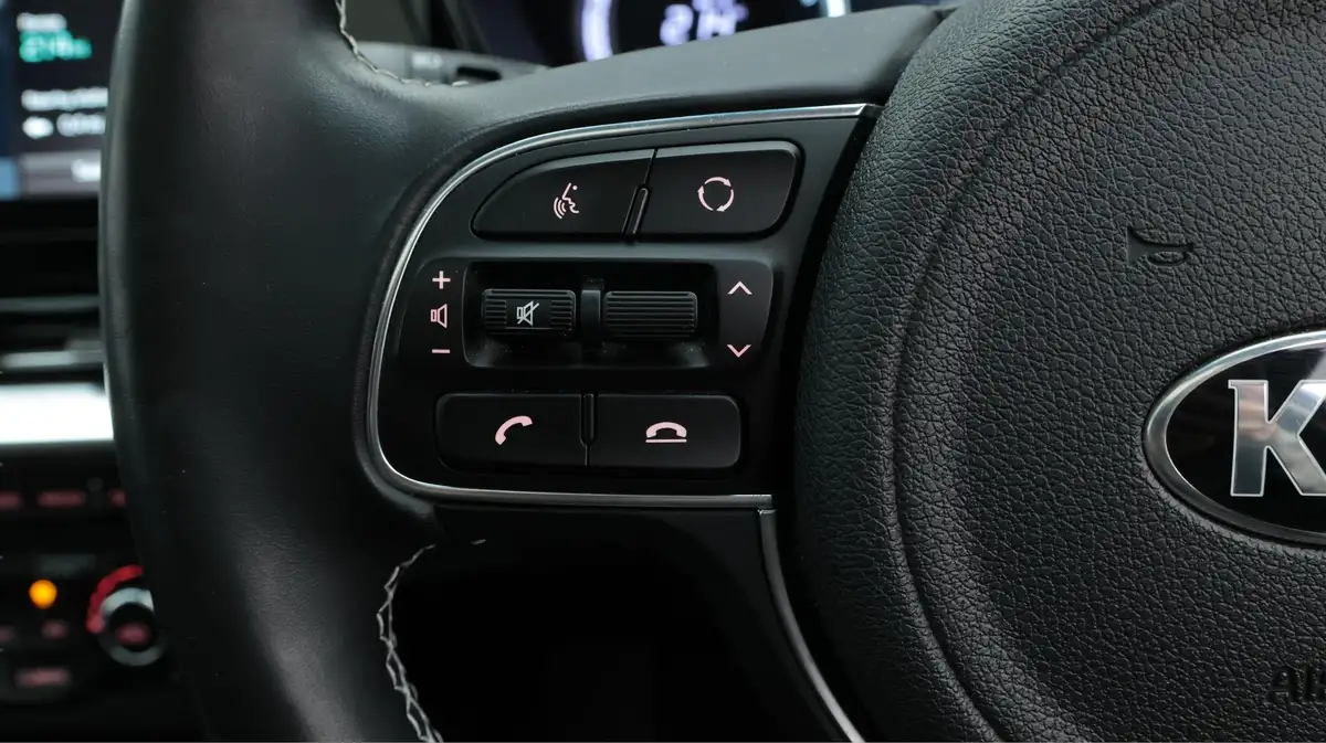 2021-kia-e-niro-ev-4-big-25