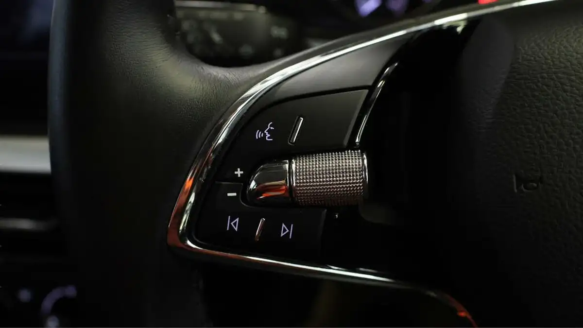 2021-skoda-scala-15-tsi-se-technology-big-21