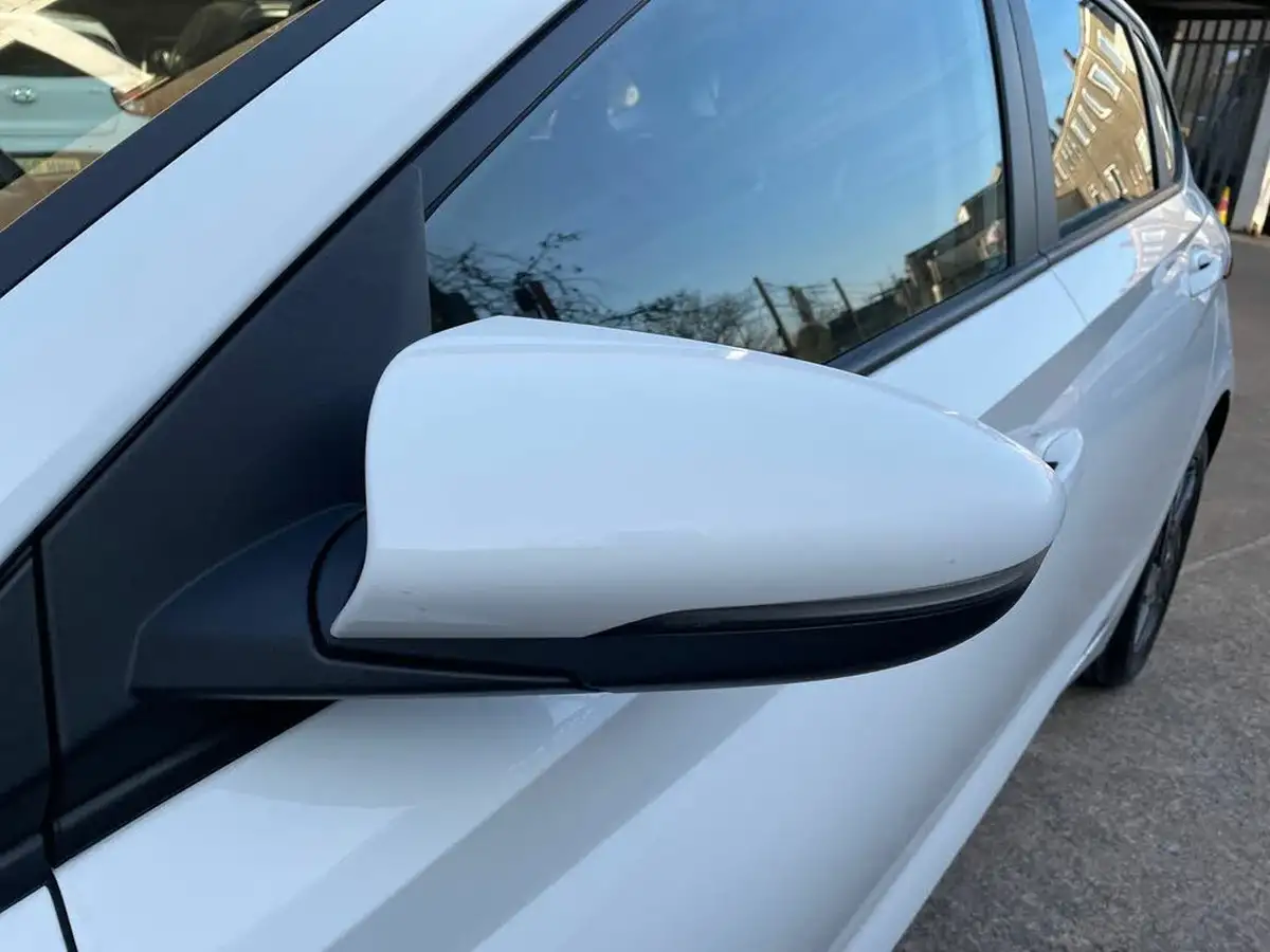 2021-hyundai-i20-10-t-gdi-se-connect-eclutch-imt-big-21