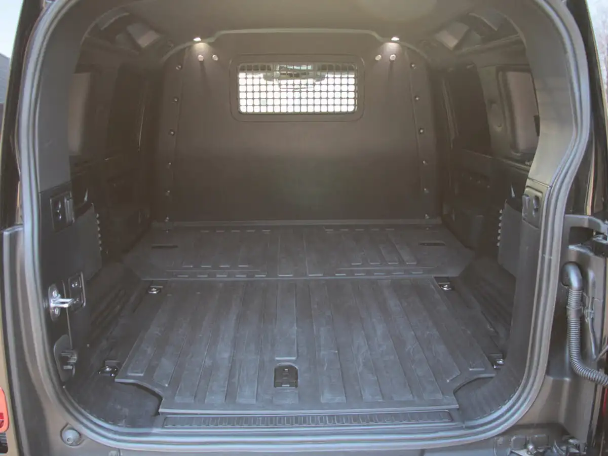 2023-land-rover-110-defender-30-d300-hard-top-x-dynamic-hse-110-big-15