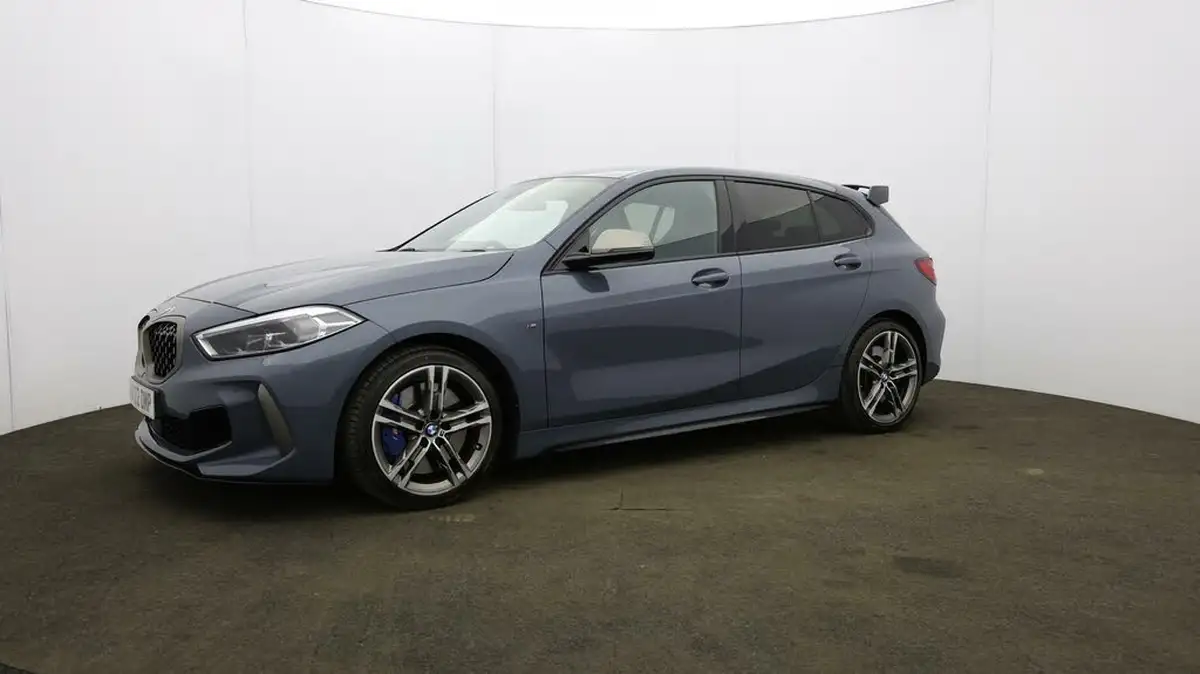 2022-bmw-1-series-20-m135i-xdrive-big-27