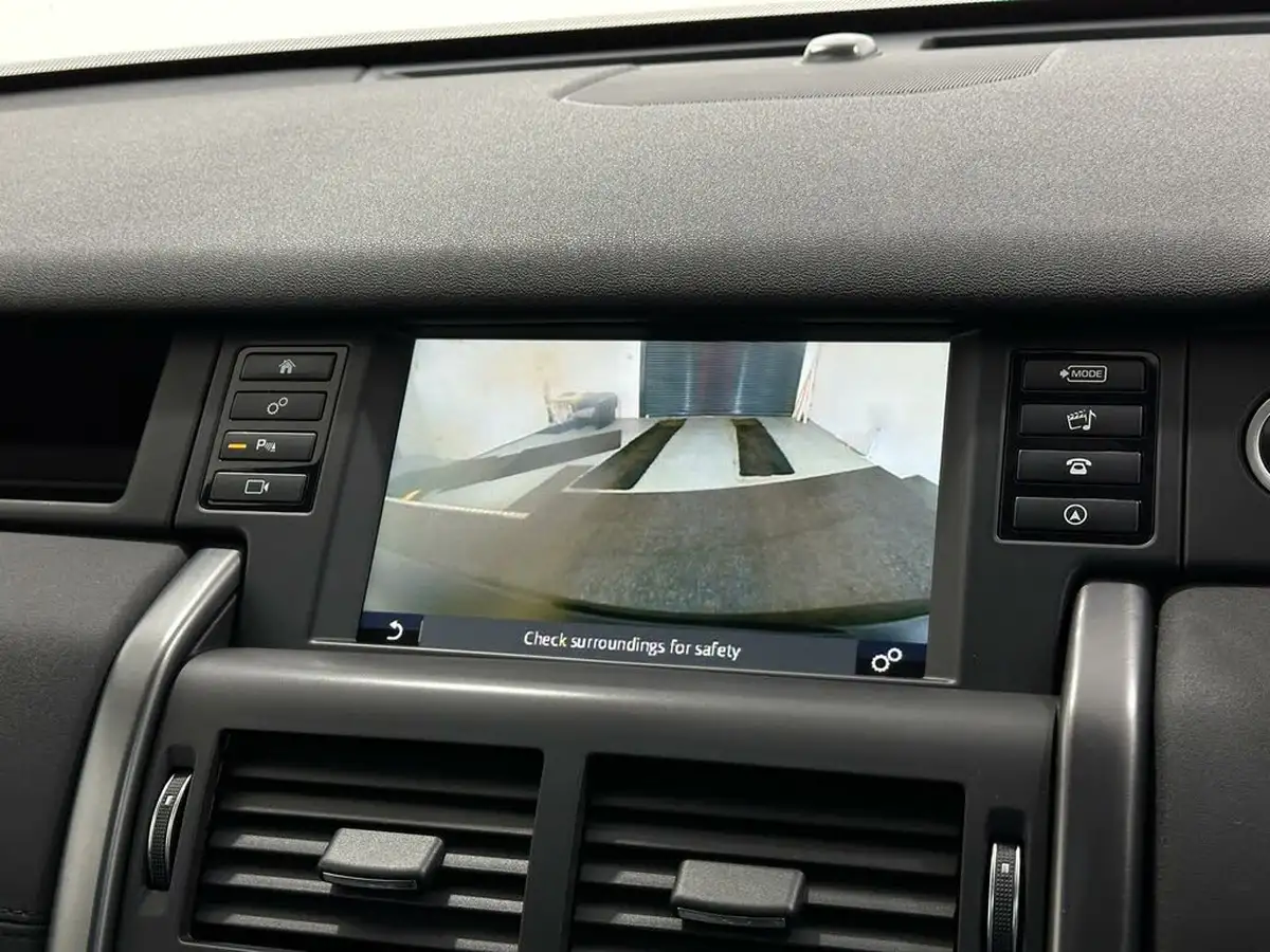 2019-land-rover-discovery-sport-20td4-landmark-big-20